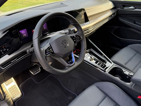 Used 2023 Volkswagen Golf 20th Anniversary Edition image 5