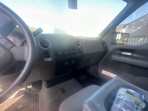 Used 2006 Ford F150 XLT image 13