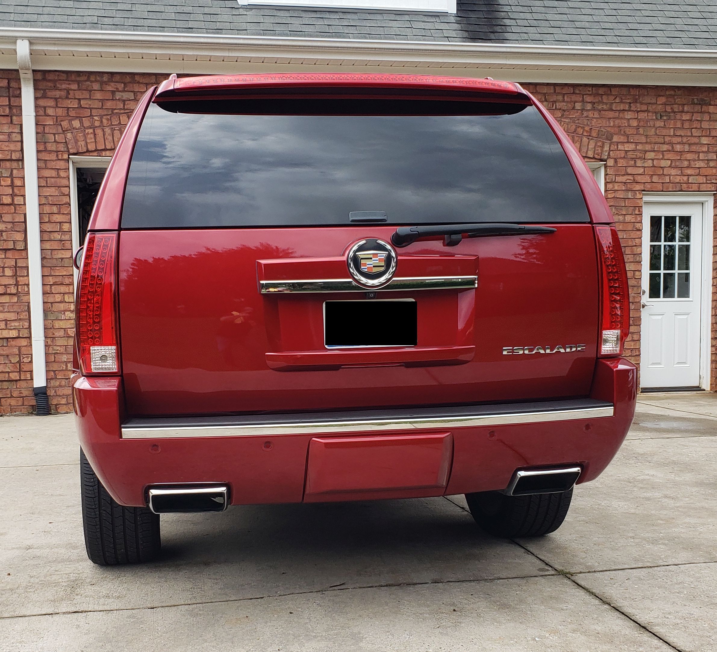 Used 2013 Cadillac Escalade Premium AWD/4WD image 5