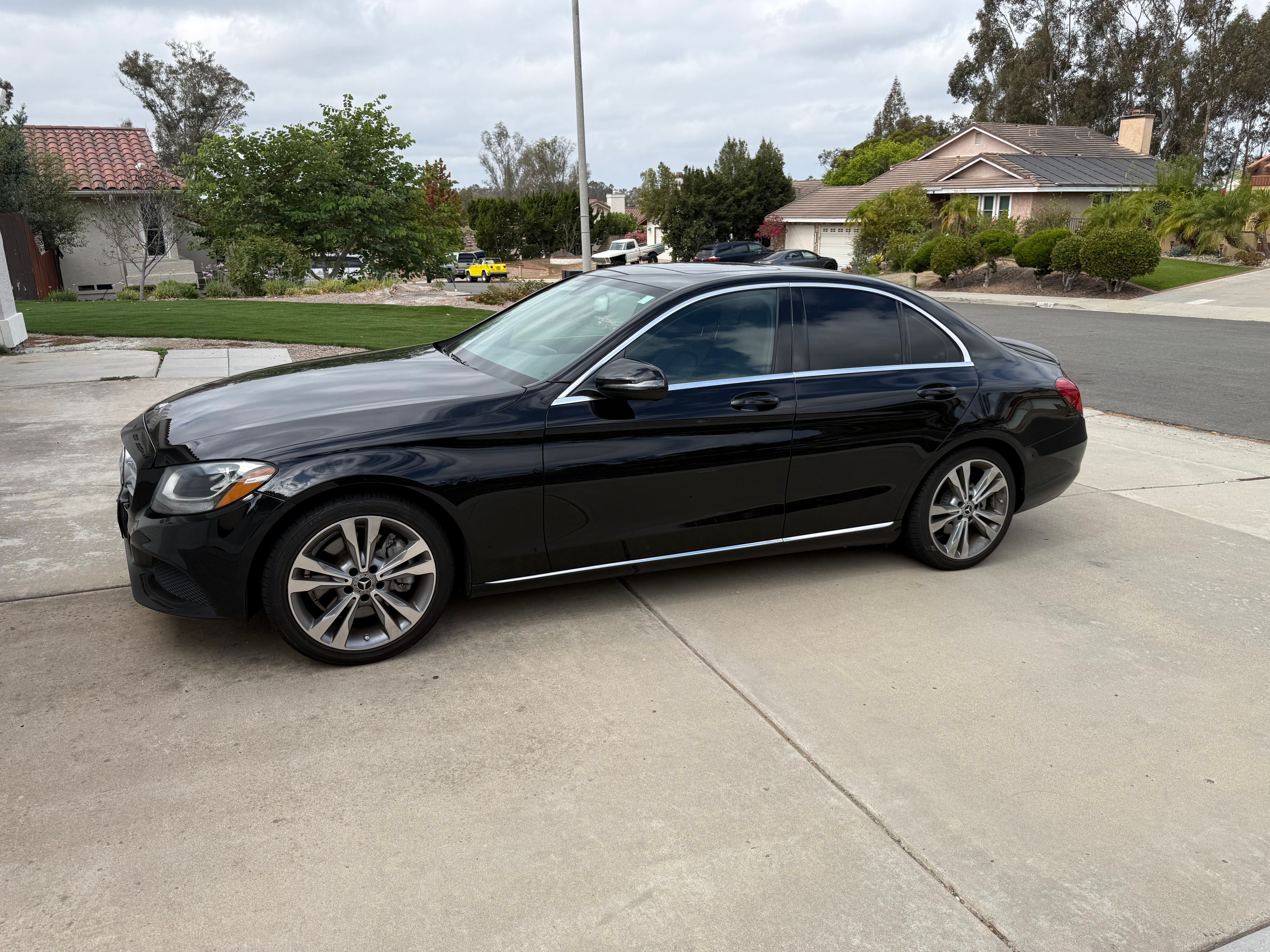 Used 2018 Mercedes-Benz C 300 Sedan image 1