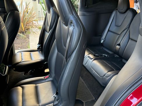 Used 2023 Tesla Model X AWD/4WD image 12