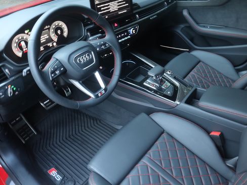 Used 2025 Audi S5 Premium Plus image 8