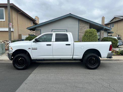 Used 2018 RAM 2500 Tradesman w/ Chrome Appearance Group AWD/4WD image 1