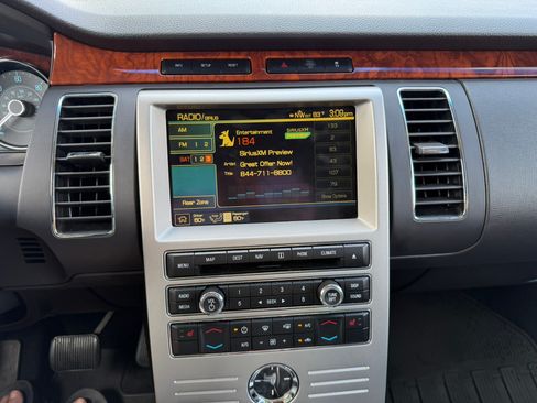 Used 2010 Ford Flex Limited AWD/4WD image 13