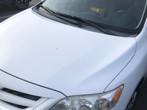 Used 2012 Toyota Corolla LE image 10