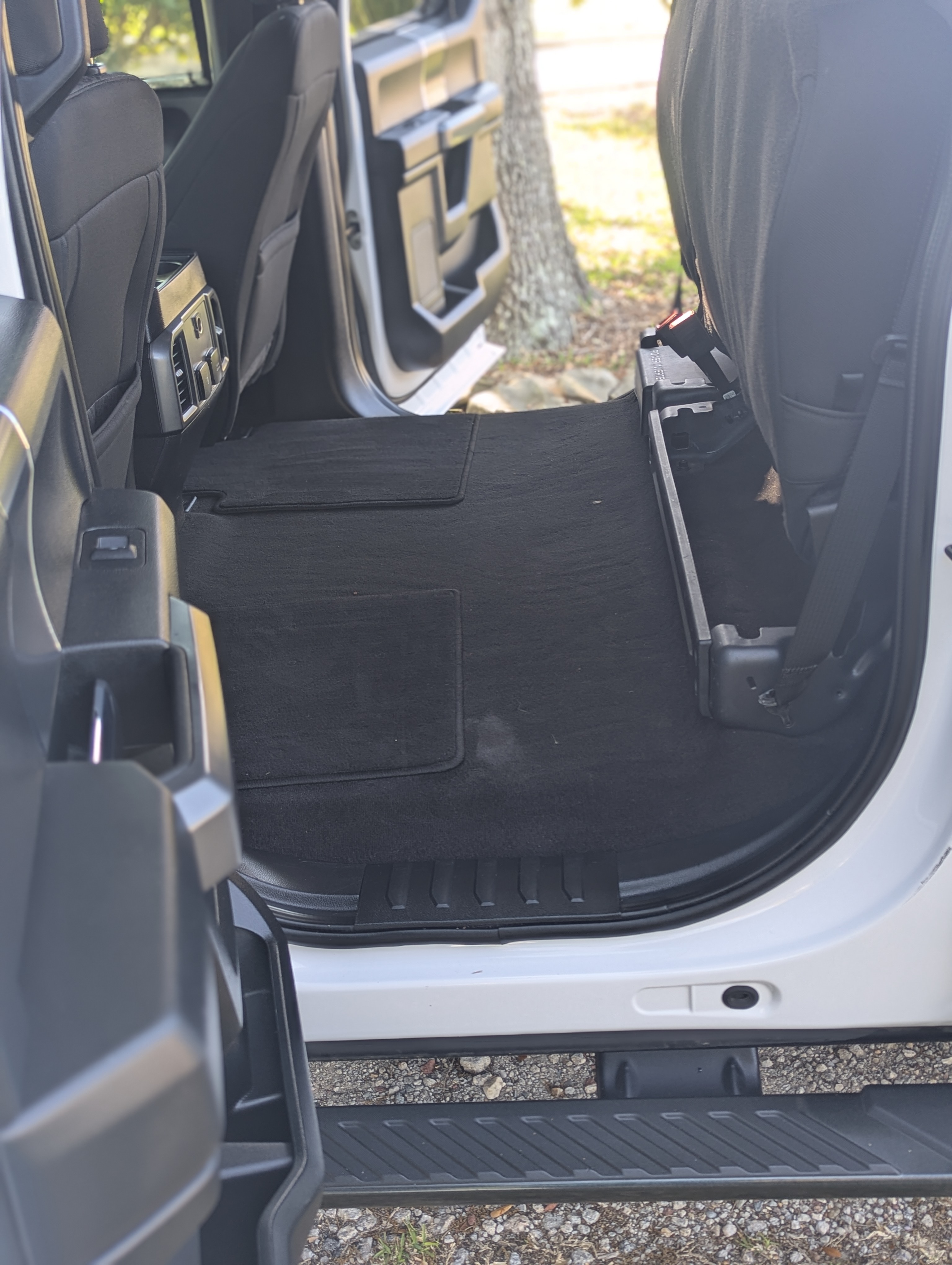 Used 2020 Ford F150 XLT w/ Equipment Group 302A Luxury RWD image 12