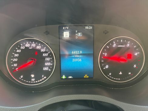 Used 2023 Mercedes-Benz Sprinter 2500 image 11