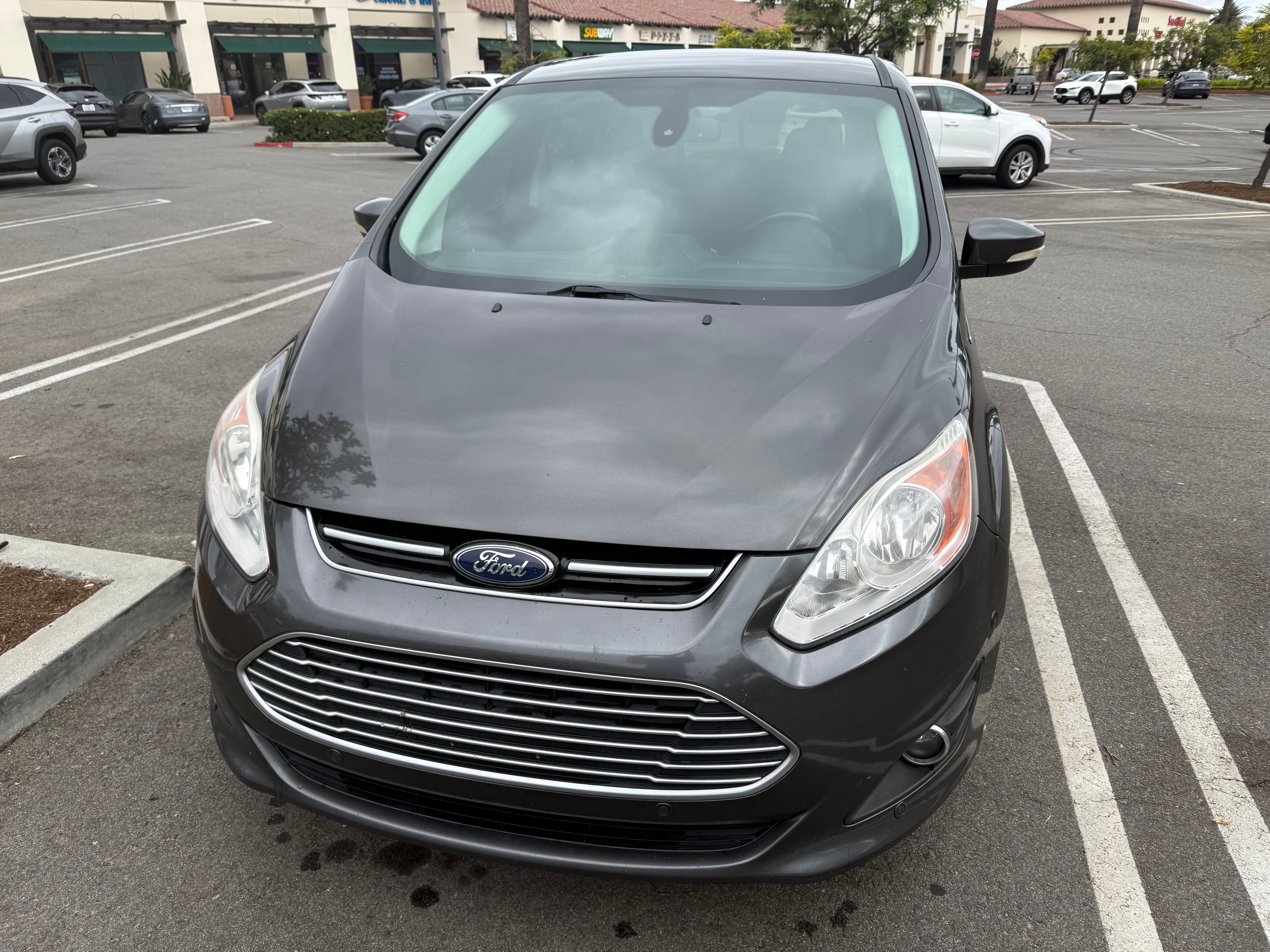 Used 2015 Ford C-MAX Energi SEL w/ Equipment Group 303A FWD image 2