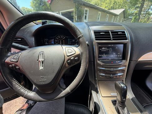 Used 2014 Lincoln MKX AWD w/ Equipment Group 102A image 6