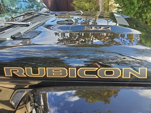 Used 2023 Jeep Wrangler Unlimited Rubicon 392 image 2