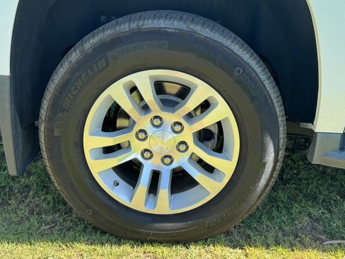 Used 2017 Chevrolet Suburban LS w/ Max Trailering Package AWD/4WD image 21