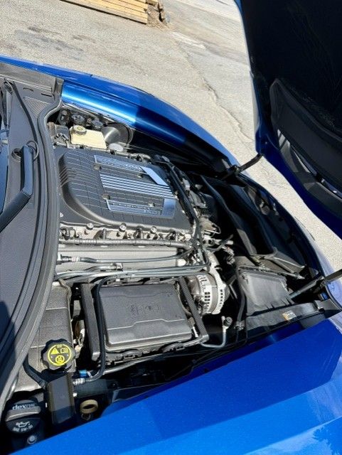 Used 2015 Chevrolet Corvette Z06 w/ 2LZ Preferred Equipment Group RWD image 16
