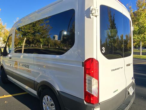 Used 2017 Ford Transit 150 XLT image 6