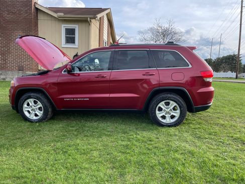 Used 2014 Jeep Grand Cherokee Laredo w/ Quick Order Package 23E image 10