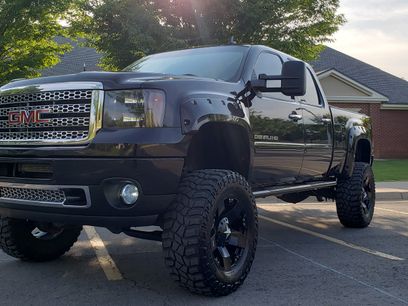 Used 2012 GMC Sierra 2500 Denali w/ Suspension Package, Off-Road