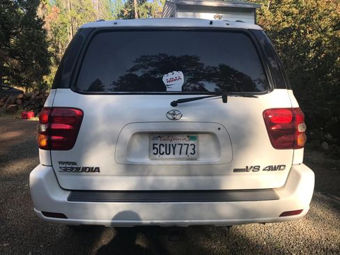 Used 2003 Toyota Sequoia Limited image 6