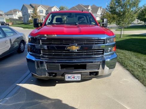 Used 2015 Chevrolet Silverado 2500 LT image 2