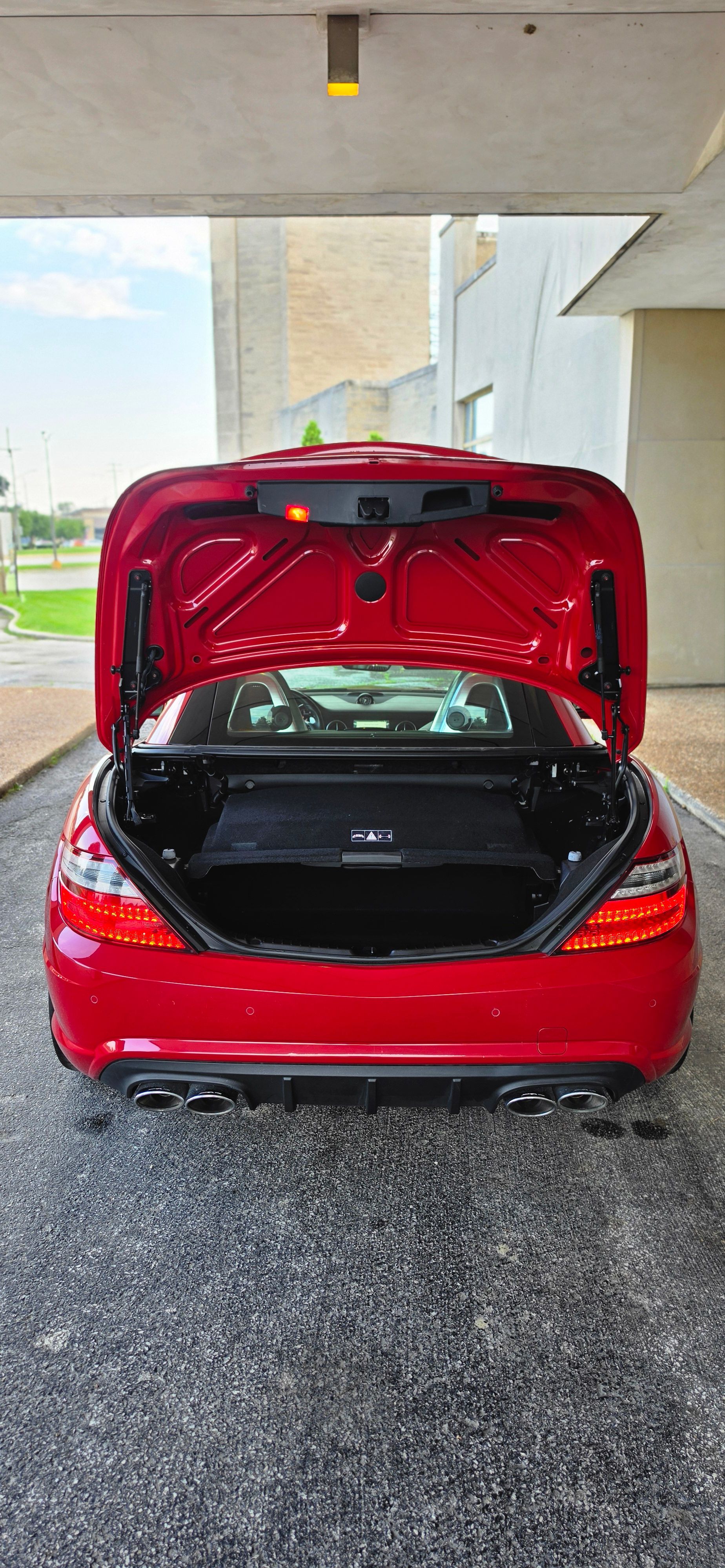 Used 2015 Mercedes-Benz SLK 55 AMG image 19