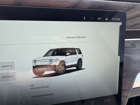 Used 2023 Rivian R1S Adventure AWD/4WD image 18