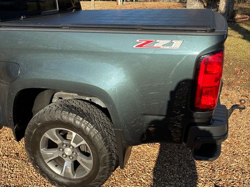 Used 2017 Chevrolet Colorado Z71 image 4