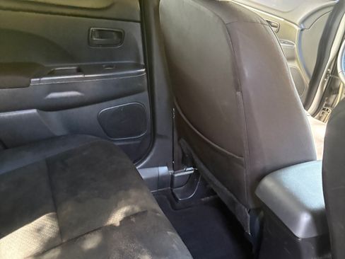 Used 2015 Mitsubishi Outlander Sport ES FWD image 23