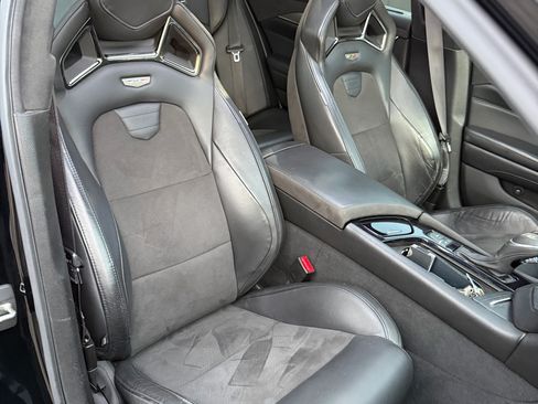 Used 2016 Cadillac CTS V w/ Luxury Package RWD image 25