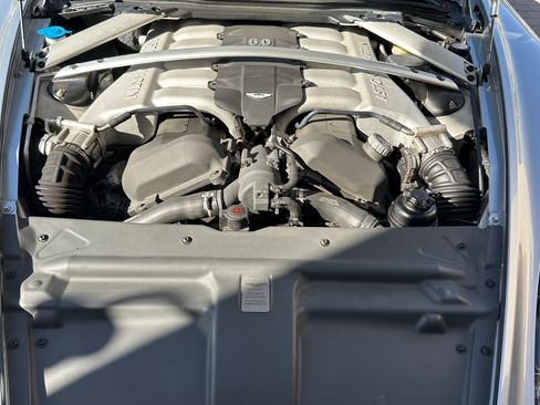 Used 2005 Aston Martin DB9 Coupe RWD image 16