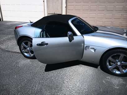 Used 2007 Pontiac Solstice GXP w/ Premium Package