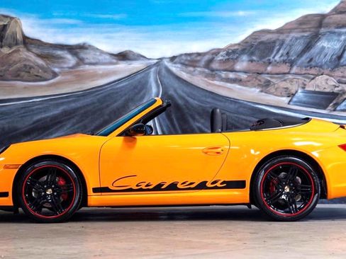 Used 2007 Porsche 911 Carrera RWD image 17