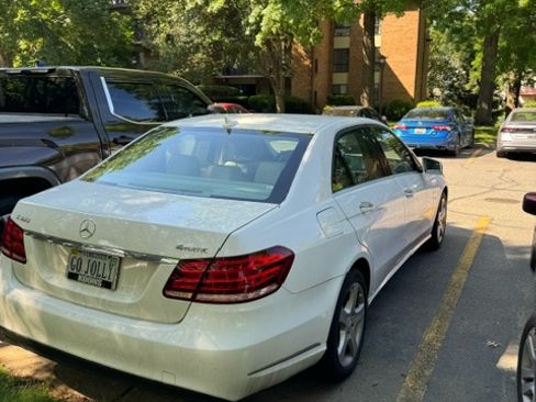 Used 2015 Mercedes-Benz E 350 4MATIC Sedan image 6