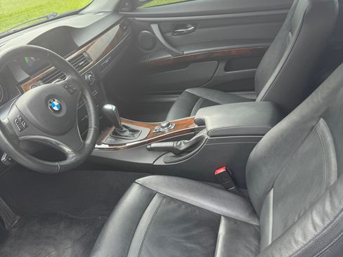 Used 2012 BMW 335i xDrive Coupe AWD/4WD image 19