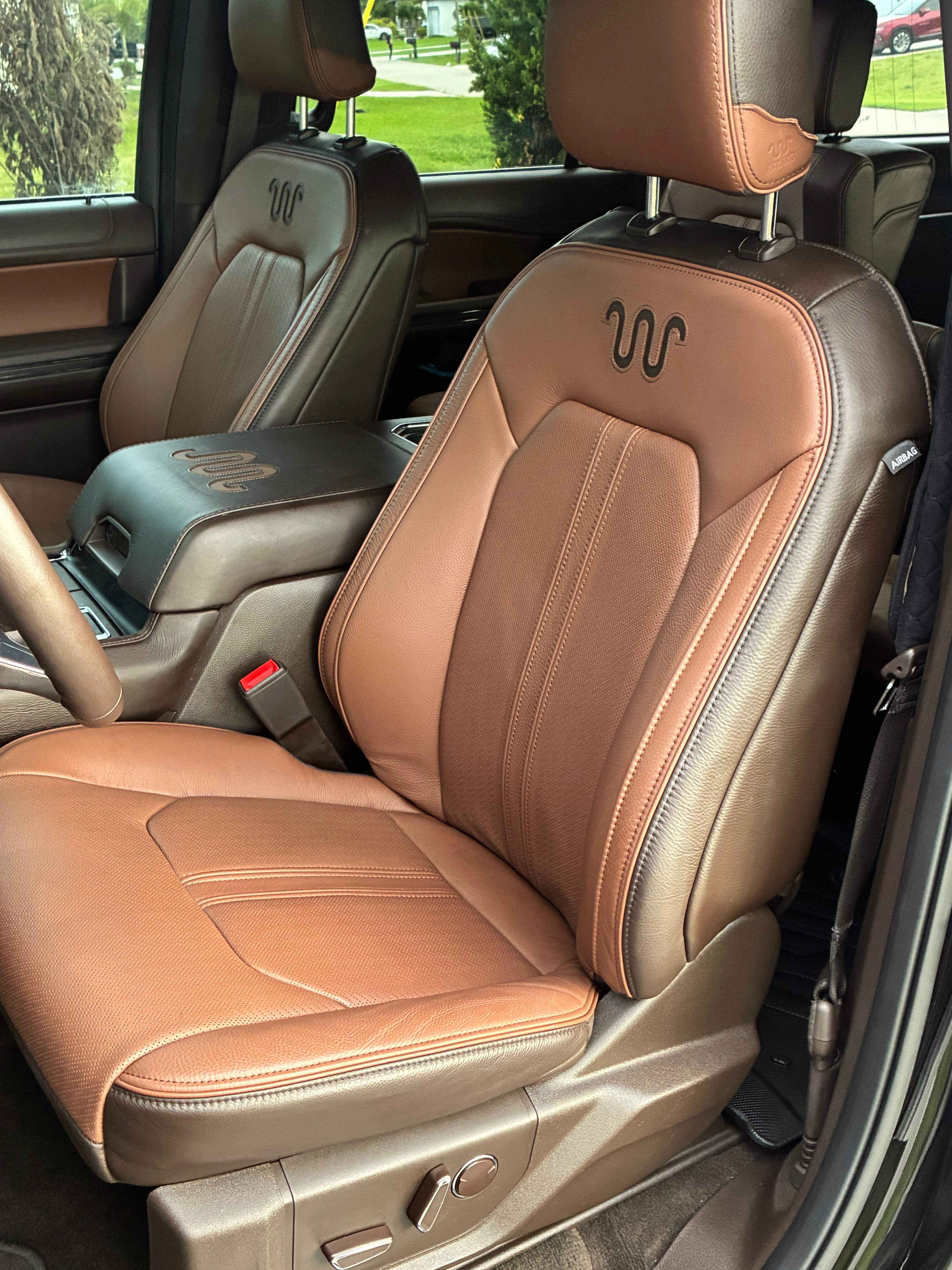 Used 2024 Ford Expedition King Ranch RWD image 21