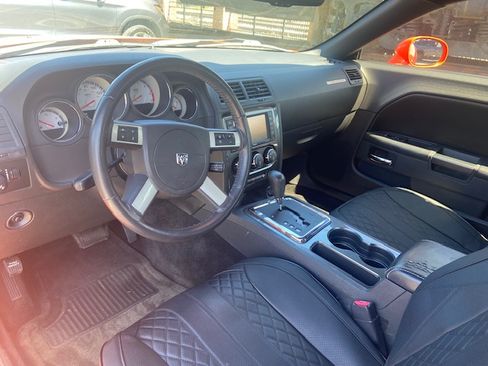 Used 2009 Dodge Challenger R/T image 11