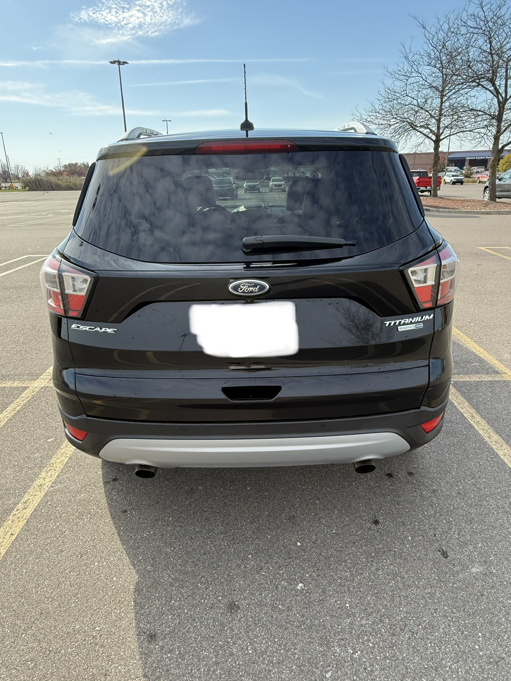 Used 2017 Ford Escape Titanium w/ Equipment Group 301A AWD/4WD image 4