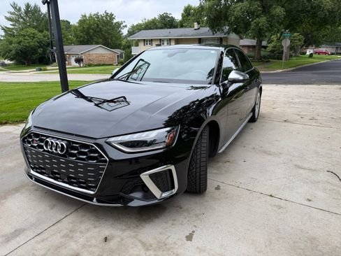 Used 2022 Audi S4 Premium Plus w/ Premium Plus Package AWD/4WD image 2