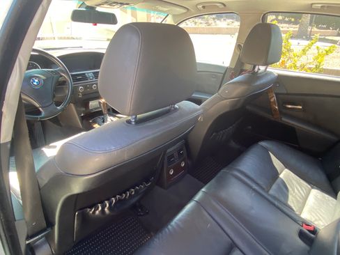 Used 2006 BMW 525i Sedan image 12