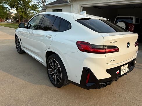 Used 2023 BMW X4 M40i w/ Premium Package image 8