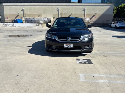 Used 2013 Honda Accord LX image 2