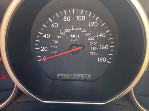 Used 2004 Lexus SC 430 Convertible image 16