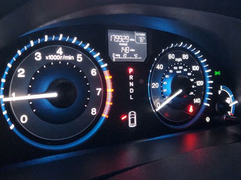 Used 2011 Honda Odyssey EX-L image 6