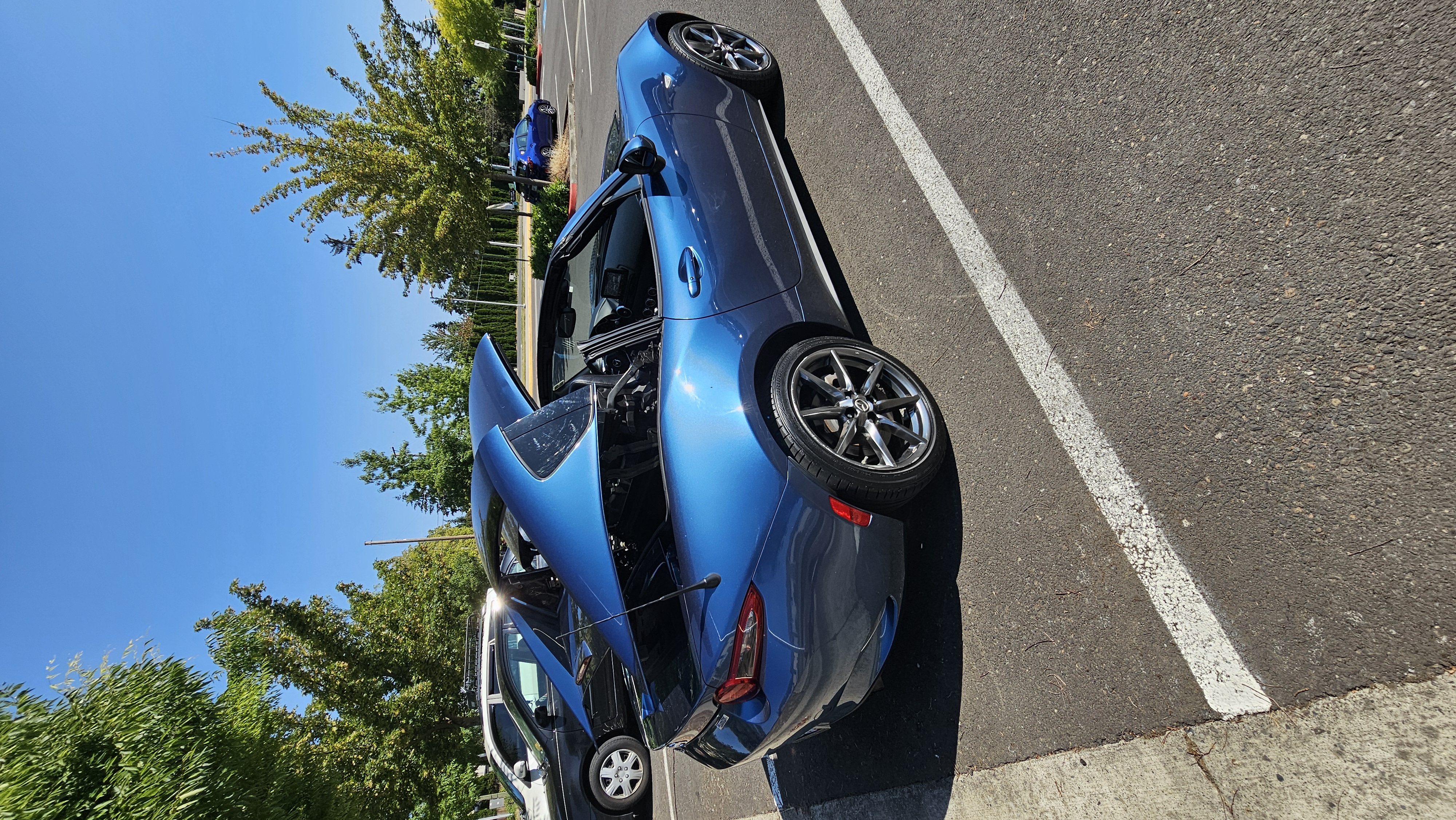 Used 2018 MAZDA MX-5 Miata RF Grand Touring RWD image 8