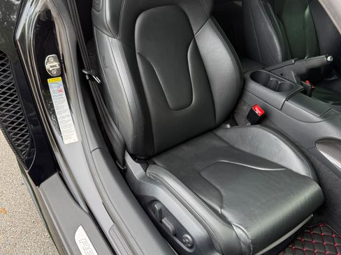 Used 2011 Audi R8 V10 AWD/4WD image 25