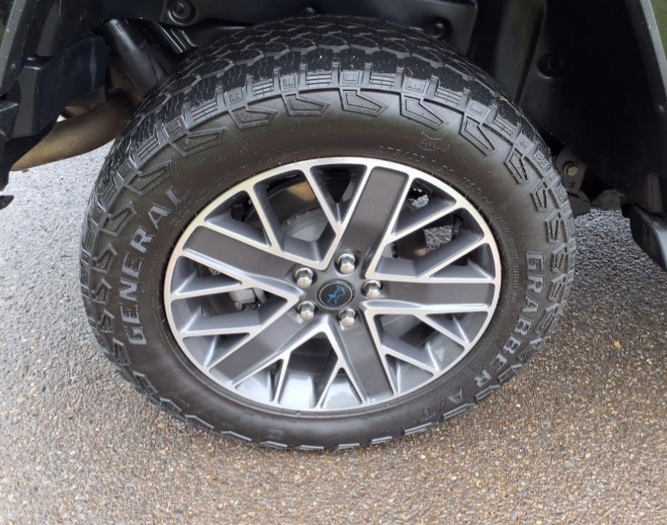 Used 2024 Jeep Wrangler High Altitude AWD/4WD image 28