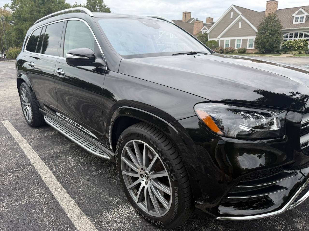 Used 2023 Mercedes-Benz GLS 450 4MATIC image 4
