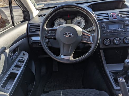Used 2012 Subaru Impreza 2.0i Premium image 22