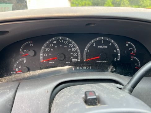 Used 2003 Ford F150 XLT AWD/4WD image 19