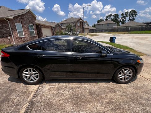 Used 2013 Ford Fusion SE image 6