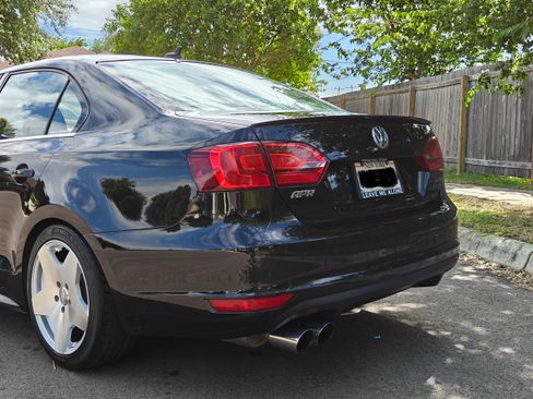 Used 2013 Volkswagen Jetta GLI Autobahn FWD image 5