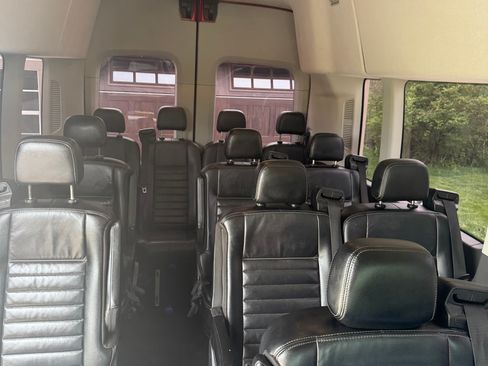 Used 2020 Ford Transit 350 XLT AWD/4WD image 9