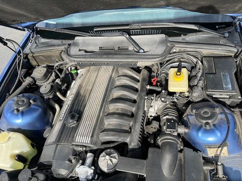 Used 1998 BMW M3 Coupe image 13